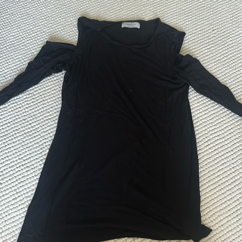 Bailey 44 Large Top